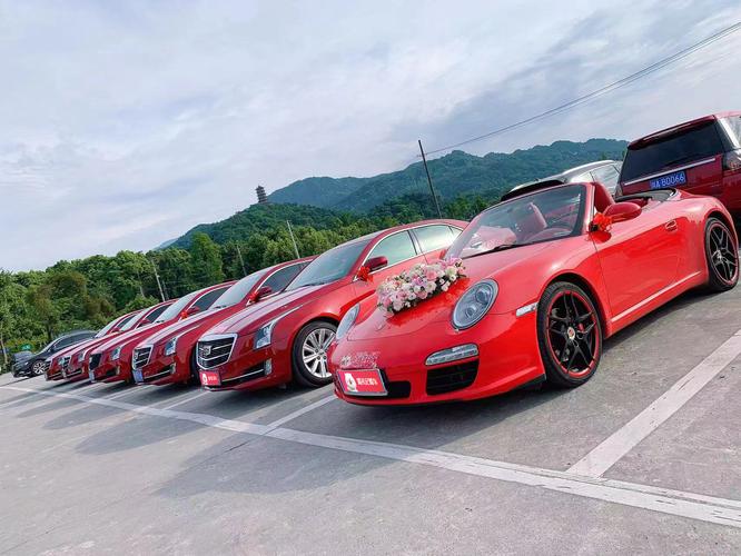 婚车是40辆凯迪拉克,婚车凯迪拉克多少钱