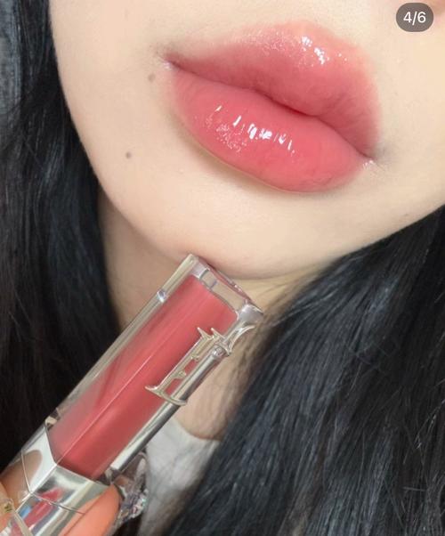 迪奥唇蜜小米椒丰唇,迪奥唇蜜的功效