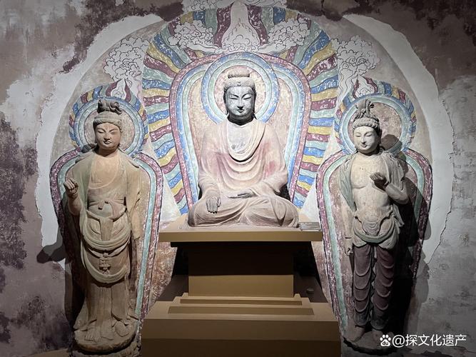 石窟大佛前办时装秀,云冈石窟的大佛是什么佛?