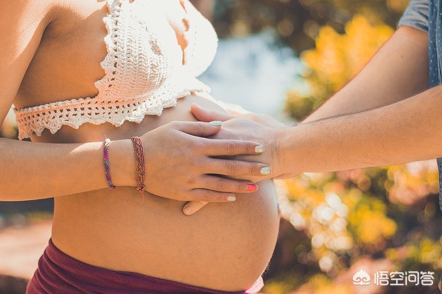 老师上课玩手机麻将,在医院上课时，有人问孕期期间孕妈妈合适玩麻将吗？