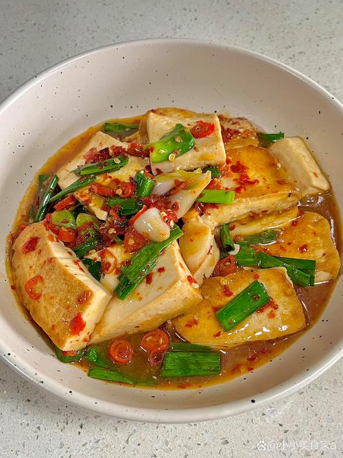 韩国人怕吃不上豆腐,韩式煎豆腐的酱汁怎么调?