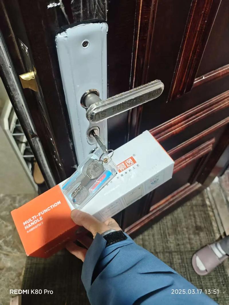 用指纹解开邻居门锁,家里新装了指纹锁,那如果有人复制了指纹(倒膜、硅胶等)可以开锁吗?