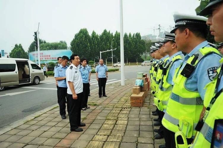 世界市长对话郑州,郑州和漯河市哪个行政级别高?