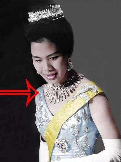 泰国王太后去世,泰国诗丽吉太后说:儿子最大的问题就是太喜欢女人,女人们也都喜欢他。你怎么理解?