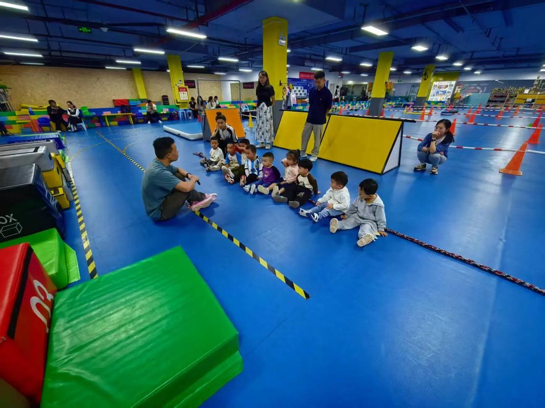 幼儿园体能课走红,幼儿园体能课单独收费合理吗?