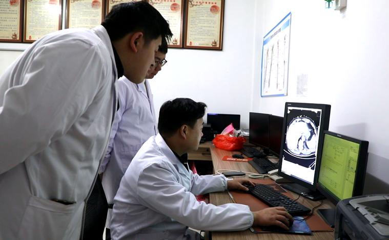 看病正告别胶片时代,医院拍的片子要保存多久?