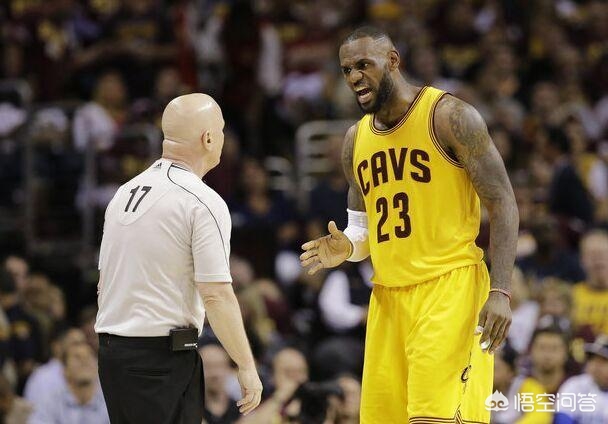 足球裁判界赌球泛滥,NBA联盟会不会取消G1勇骑大战这位涉嫌赌球的主哨的裁判资格? 足球裁判界赌球泛滥,NBA联盟会不会取消G1勇骑大战这位涉嫌赌球的主哨的裁判资格?