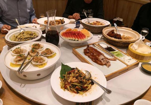 连续10年请老人吃饭,到了新单位要不要请老领导吃饭?