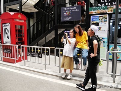 坚守公用电话亭30年,现在的公共电话亭还有人用吗?还能用吗?你最后一次是在几年前用的? 坚守公用电话亭30年,现在的公共电话亭还有人用吗?还能用吗?你最后一次是在几年前用的?