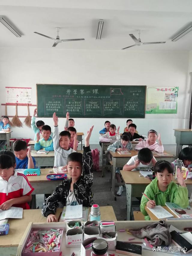 大学生指控老师刻薄,大学老师指使学生 大学生指控老师刻薄,大学老师指使学生