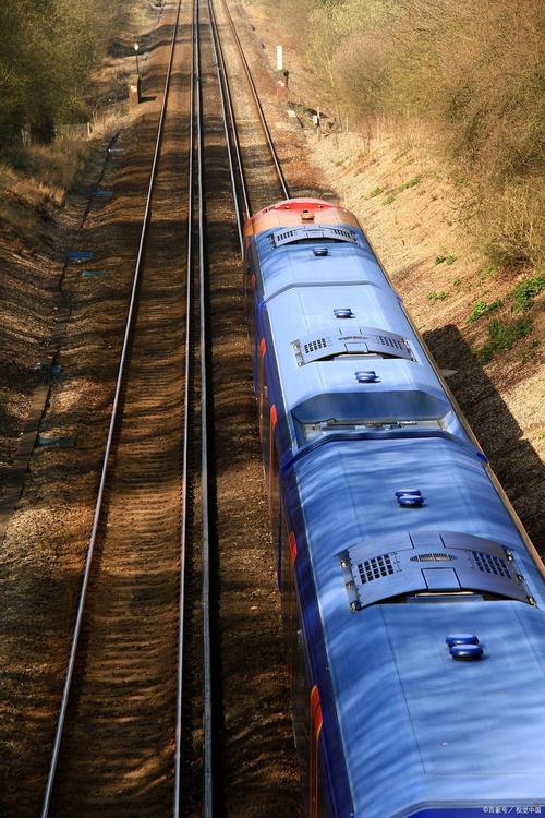 超长火车震撼再现,200节车厢的超长列车?