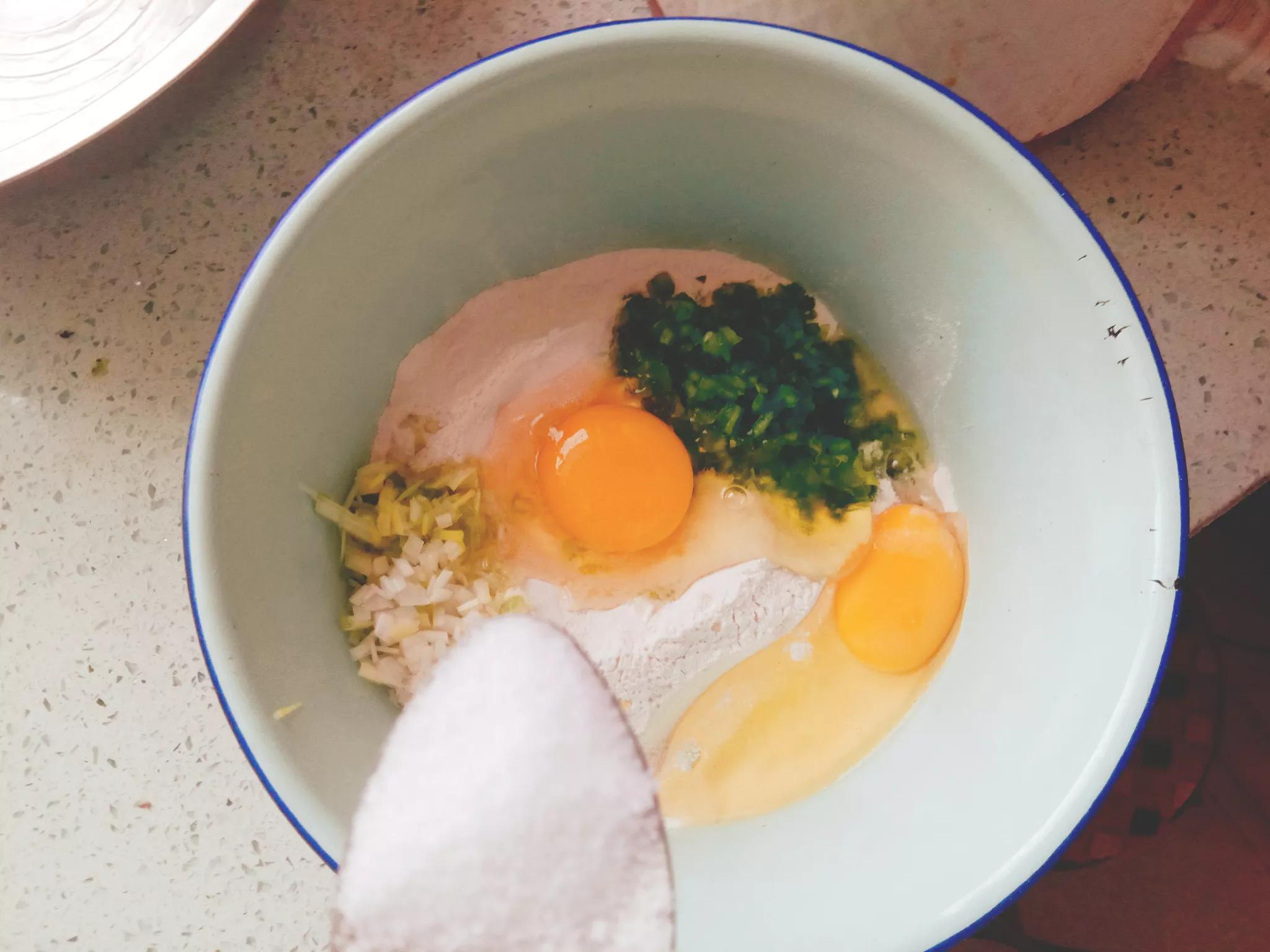 做切胃手术在ICU身亡,一顿晚饭后，怀安县一家4口中毒，14岁孩子身亡，3个大人住进ICU, 你怎么看？