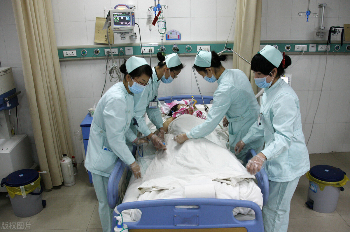 护士因太忙杀害10人,护士一天有多忙？