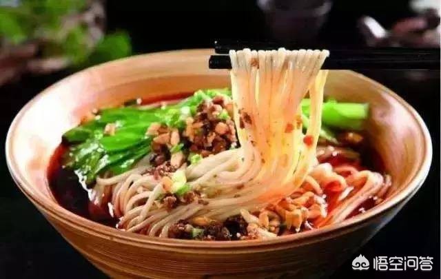 一碗管饱面全网爆火,为什么吃面食比米饭容易撑？