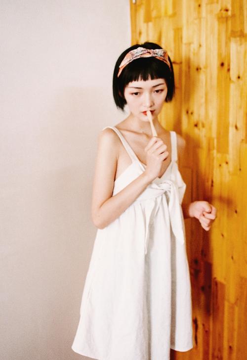 台湾网红犯罪线索,网络红人小涵台湾的,不是黑涩会美眉的小涵?