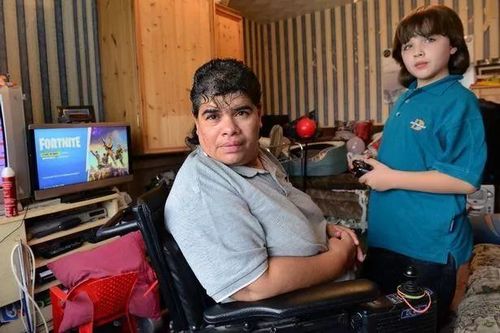 少年考取大学后病逝,人死所欠信用卡配偶无力偿还会影响孩子上大学吗?