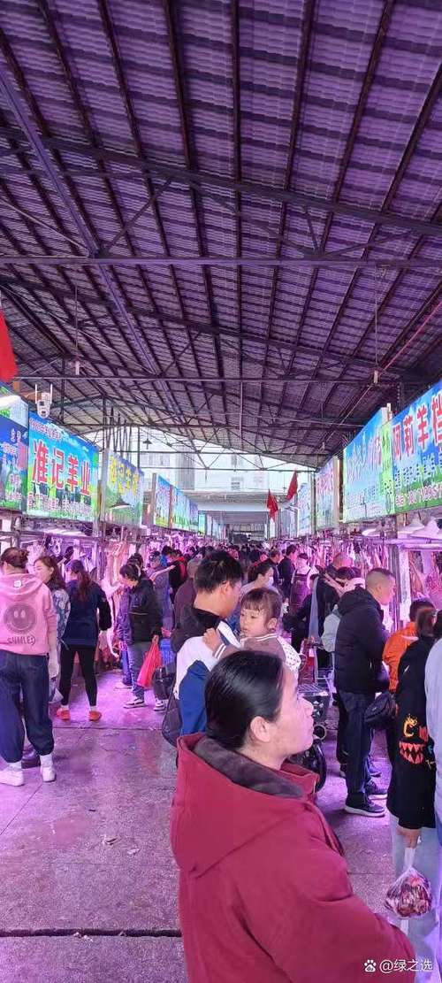 街头惊现流动猪肉摊,要连肉类都卖的需要什么样的手续?