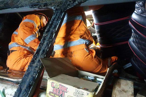 中国游客印尼车祸5死,印尼发生车祸