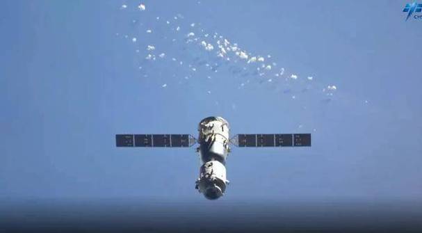 神舟21号撤离空间站,神州12号撤离空间站