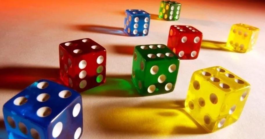 女子酒店中30多刀死,济南一女子旅馆割腕自杀,留遗书负债30万喘不过气,男友称因赌博输掉不少钱,你怎么看? 女子酒店中30多刀死,济南一女子旅馆割腕自杀,留遗书负债30万喘不过气,男友称因赌博输掉不少钱,你怎么看?