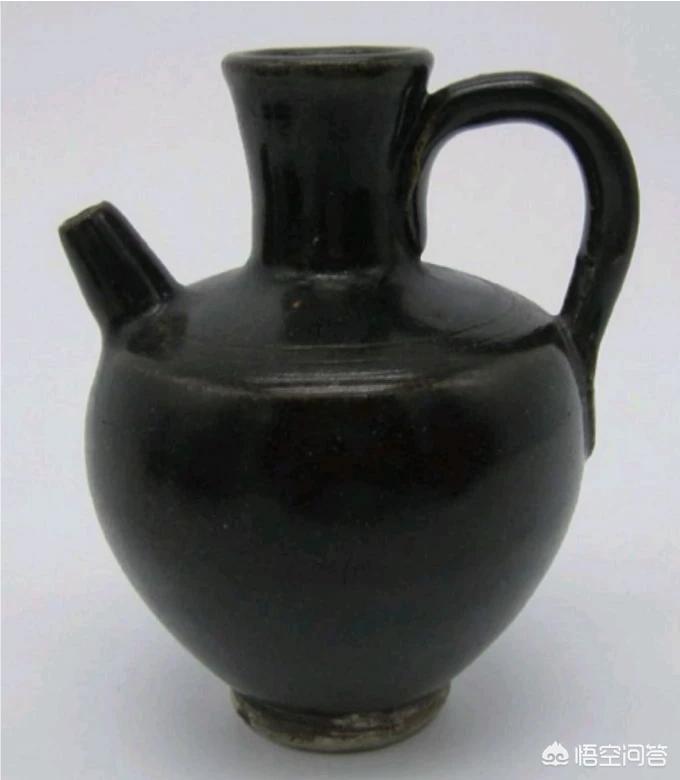 少年捡到1亿现金私吞,突然捡到价值千万的古董,你会上交还是私吞? 少年捡到1亿现金私吞,突然捡到价值千万的古董,你会上交还是私吞?