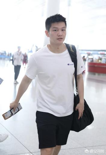 樊振东卫冕冠军,樊振东是瑞典公开赛牛气三冠王,2019年瑞典公开赛开赛在即,樊振东能卫冕冠军吗? 樊振东卫冕冠军,樊振东是瑞典公开赛牛气三冠王,2019年瑞典公开赛开赛在即,樊振东能卫冕冠军吗?