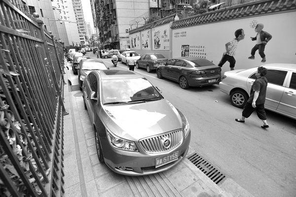 街道办院内停车遭拒,街道办院内停车遭拒怎么办