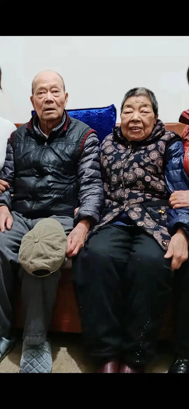 手机落新疆3年被送回,手机落新疆3年被送回家怎么办