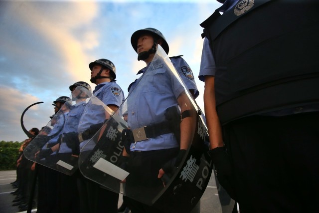 法院内劫走6名囚犯,死刑犯执行死刑当天,哪几个部门的执法人员会参与? 法院内劫走6名囚犯,死刑犯执行死刑当天,哪几个部门的执法人员会参与?