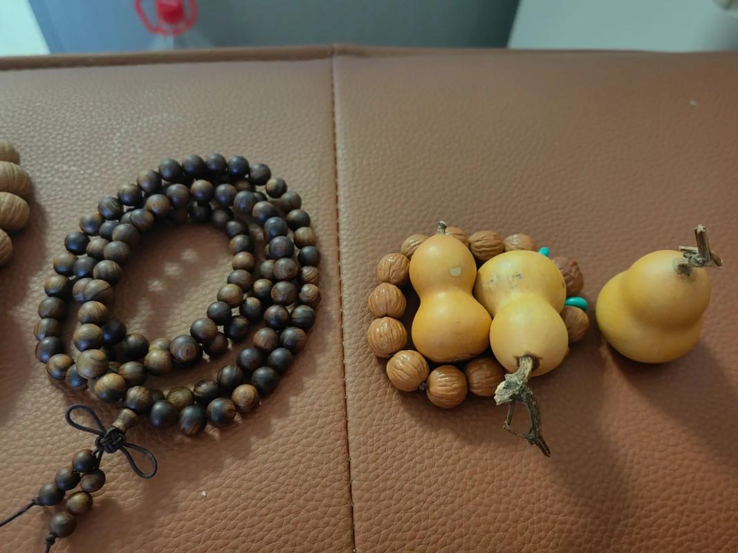 文玩葫芦突然摇起来,文玩葫芦突然摇起来怎么回事