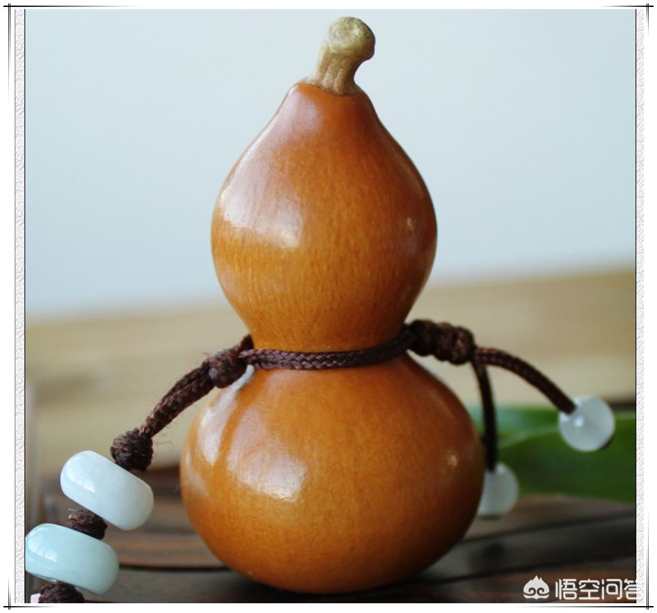 文玩葫芦突然摇起来,葫芦有斑点还能盘玩吗? 文玩葫芦突然摇起来,葫芦有斑点还能盘玩吗?