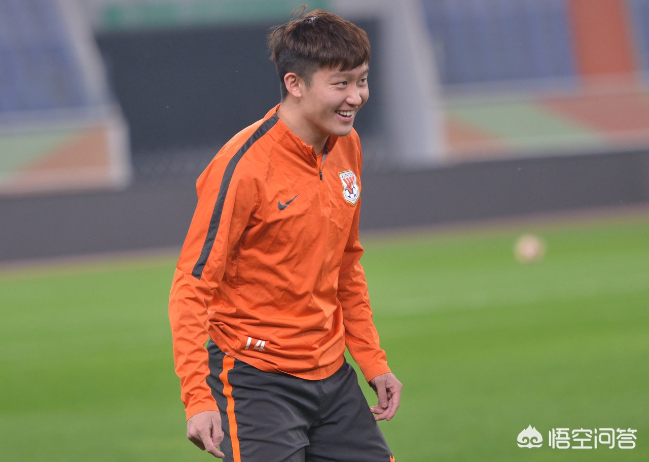 国足世界排名第93位,鲁能后防迎93飞翼回归,表现出色获赞该进国足,里皮为何无视? 国足世界排名第93位,鲁能后防迎93飞翼回归,表现出色获赞该进国足,里皮为何无视?