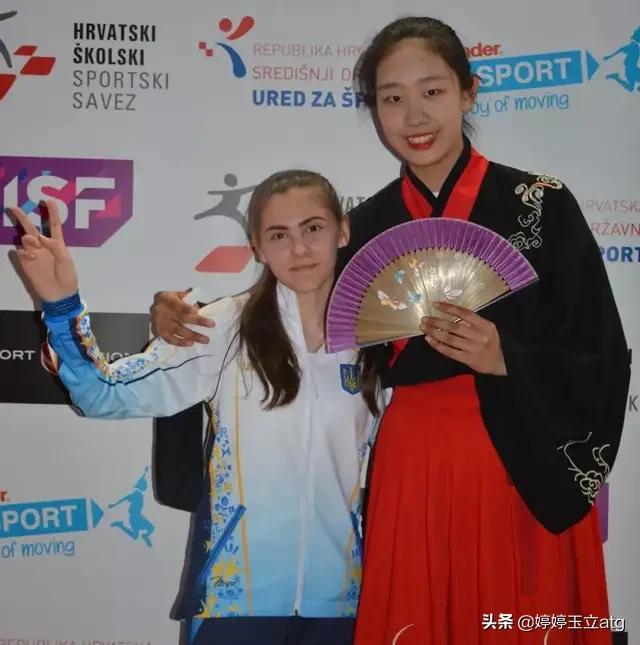 江苏拟增国字号大学,邹佳祺不仅是南京三中队长，她爷爷还是中国男排主帅，妈妈国字号球员，怎么看她的未来？