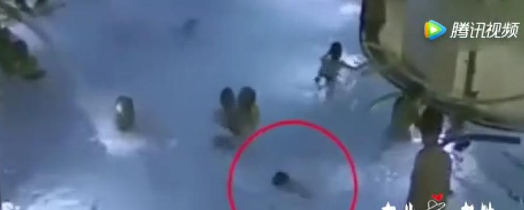 泳池溺亡30分无人救,游泳池溺水身亡一般赔偿多少？