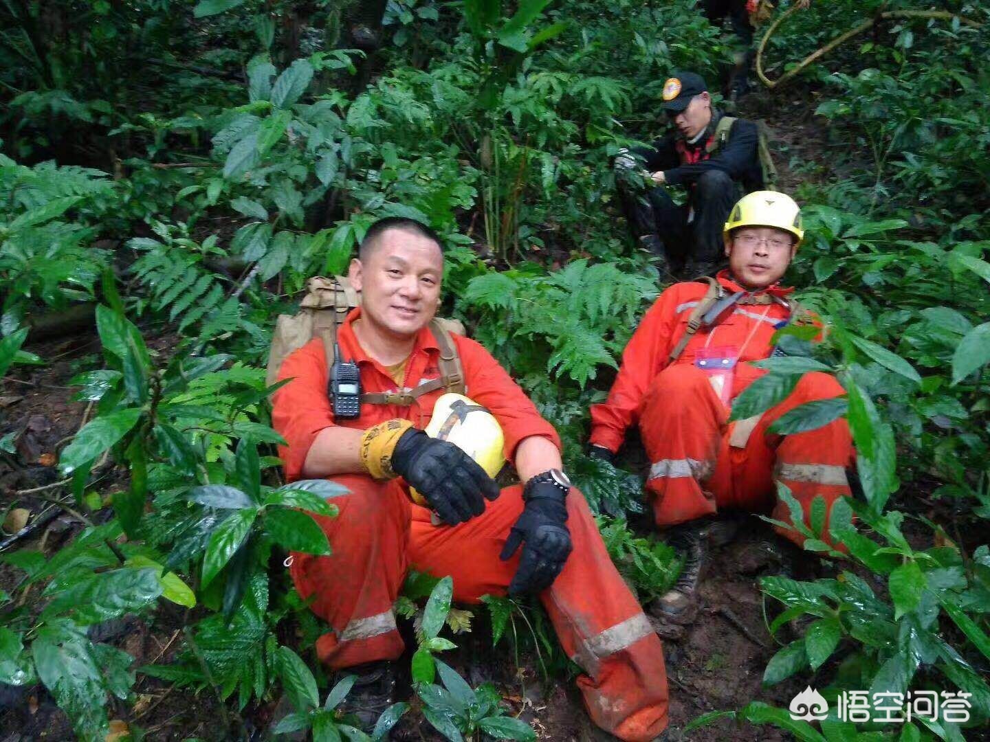 洞穴失联6天生还,山洞失踪