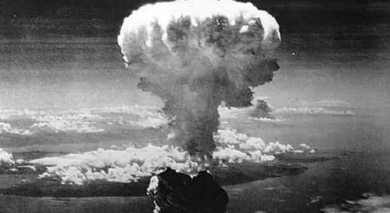 日本暗藏核武野心,扶持日本研发“核武”？美国专家疯了吗？