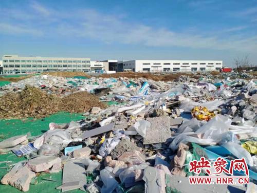 百米长20米高垃圾山,百米长20米高垃圾山有多高