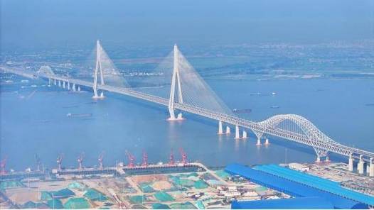 最大跨度桥梁通车,桥梁的最大跨度能达到多大?