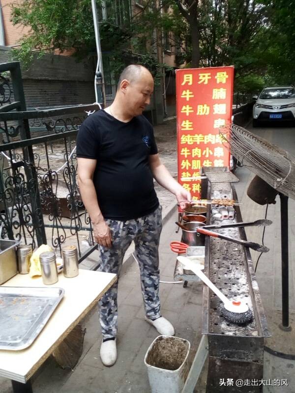 香港200人情况未明,香港200尺房子是多大？