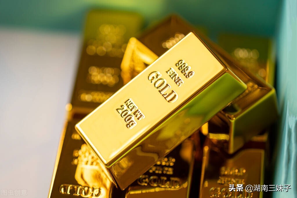 170万被抢指责银行,170万存银行活期一个月利息多少？