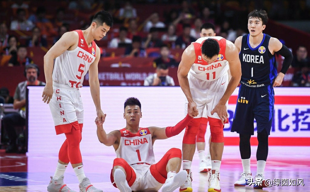 中国男篮再负韩国,中国男篮艰难战胜韩国，赵睿疑似垫脚你怎么看？