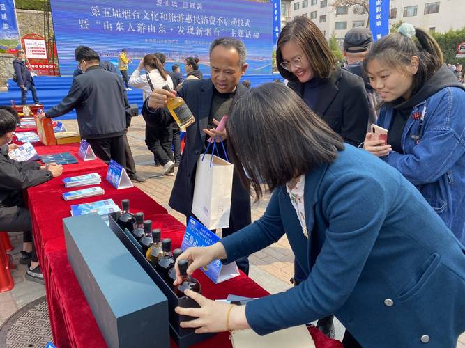 用消费券当工资平替,三倍工资、百万消费券、景区免费开放……烟台发放的“过年礼包”,你领到了吗?