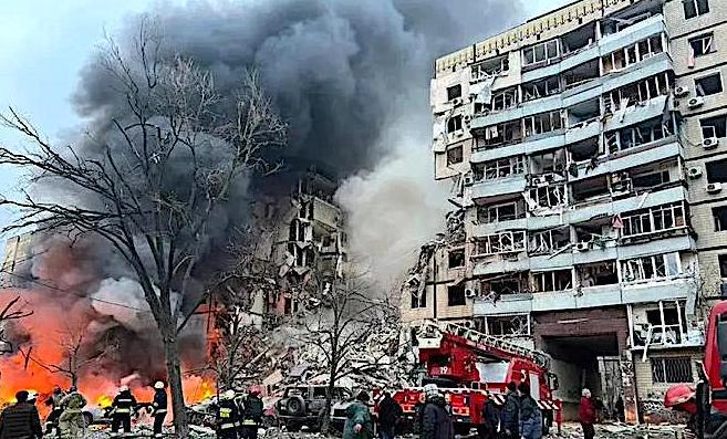 曝日引导美轰炸平民,乌方称俄军空袭致乌平民73人伤亡？此事如何存疑？