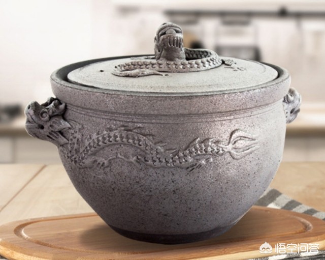 因母亲唠叨将其打死,酿造糯米酒需要用什么食材，如何发酵？