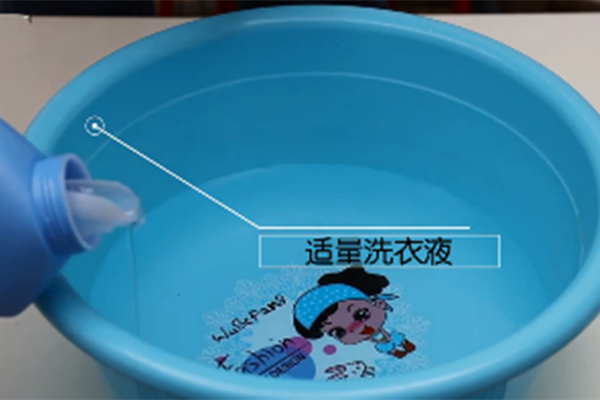 羽绒服越穿越不暖,羽绒服越穿越薄,是什么原因造成的? 羽绒服越穿越不暖,羽绒服越穿越薄,是什么原因造成的?