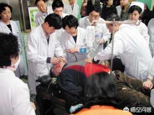 看教程做手术致死亡,某医生说：急诊手术不需要评估，有麻醉师就行，结果手术导致病患死亡，你认为这样对吗？