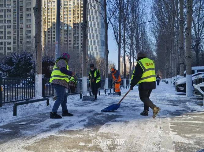山东中西部积雪明显,山东下雪高速有人清理积雪吗?