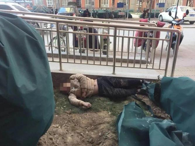 男子在按摩店内身亡,男子在按摩店内身亡视频