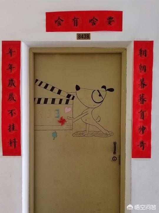 高校缴数万元消挂科,为什么211、985高校中还有学生会挂科呢？