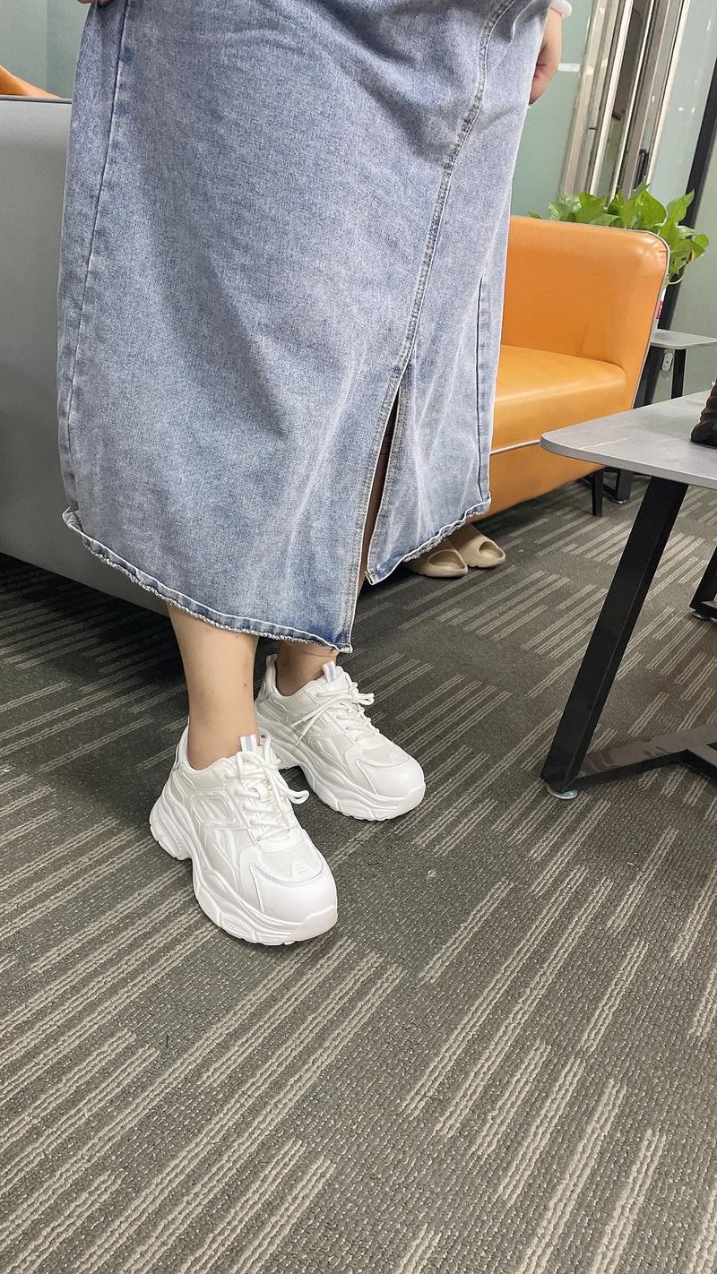 人脚一双100码大鞋,人脚一双100码大鞋能穿吗